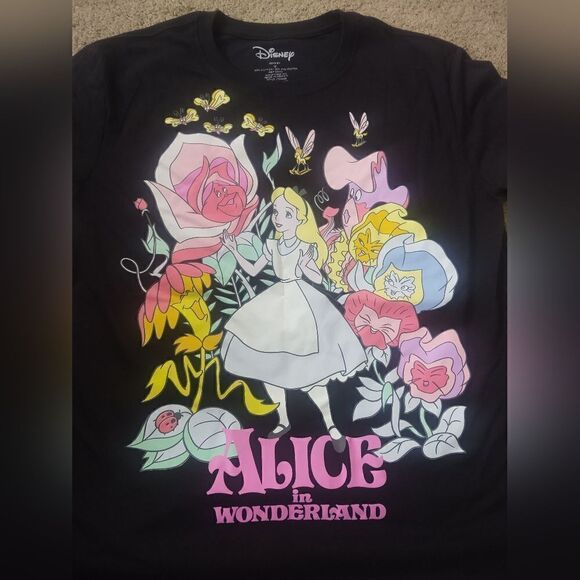 Disney Alice In Wonderland Graphic T-shirt Black Women's Size Medium PRE-OWNED - Picture 2 of 4